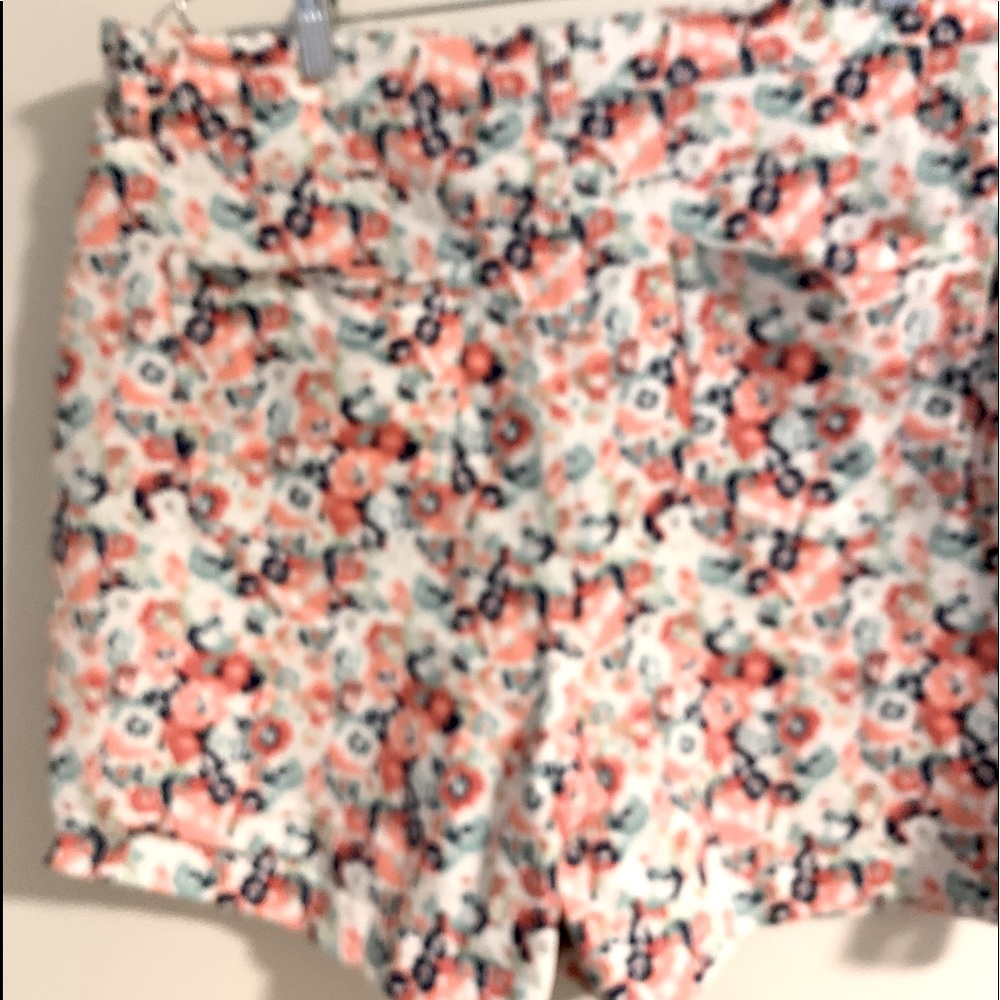 Gloria Vanderbilt Amanda Shorts Floral